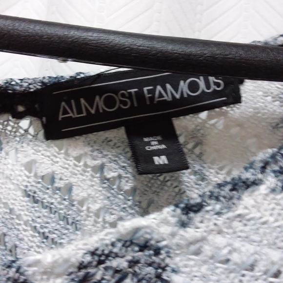 Boho Fringed Poncho - Picture 5 of 5